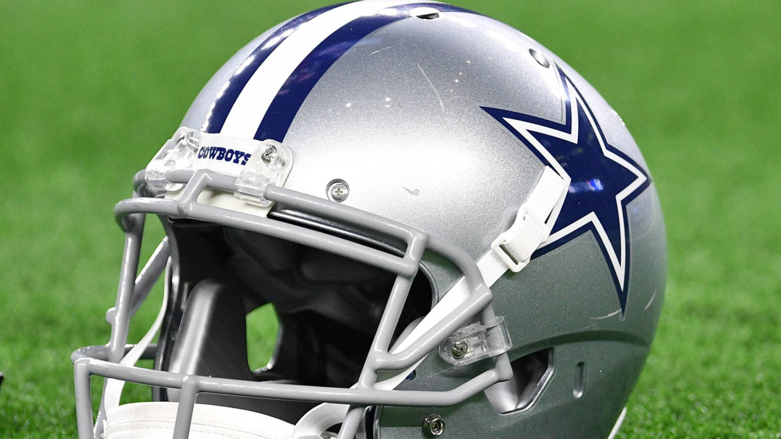 Free Dallas Cowboys Wallpaper posted by John Sellers